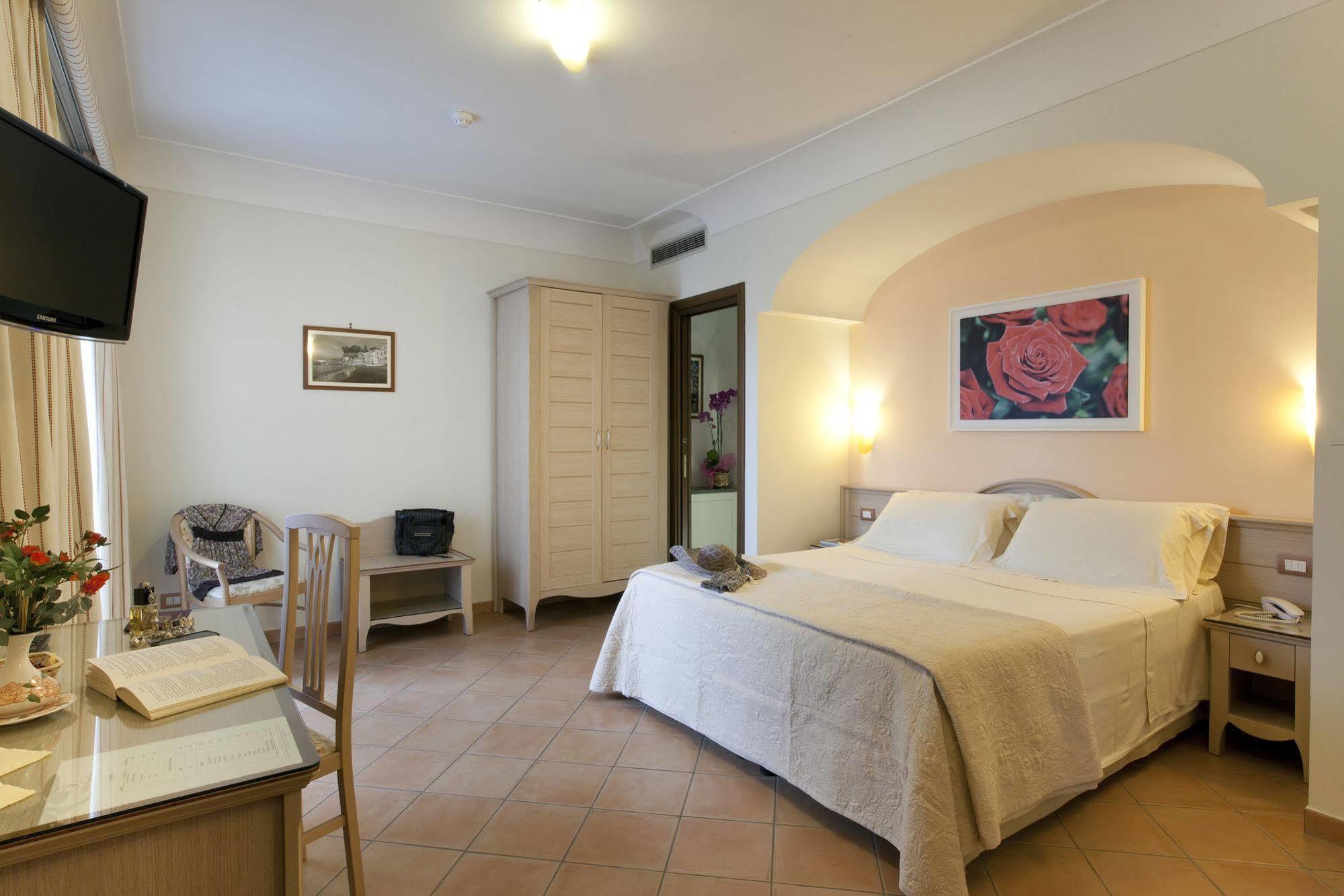 Relais Villa Angiolina Сорренто Екстер'єр фото