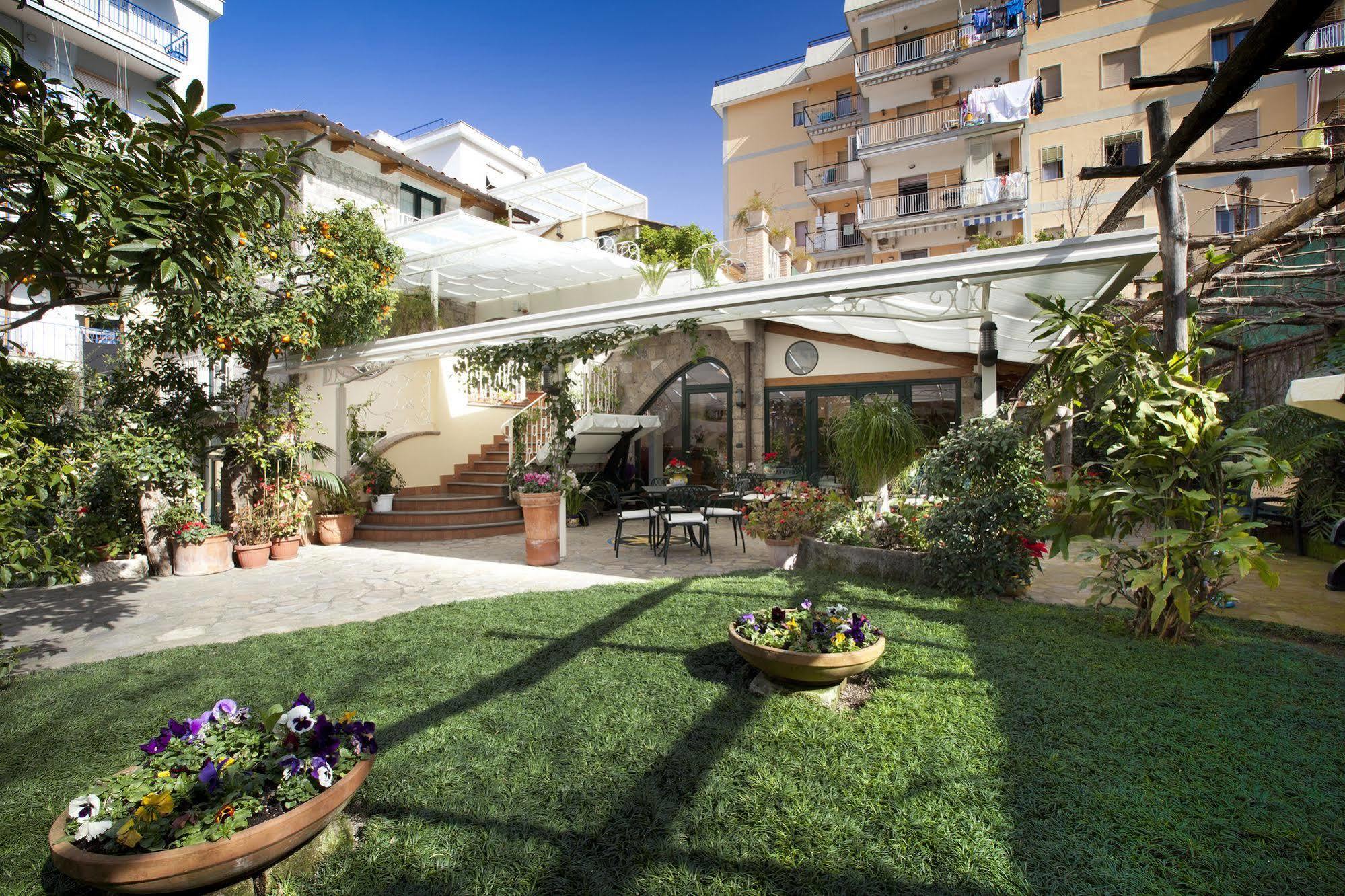 Relais Villa Angiolina Сорренто Екстер'єр фото