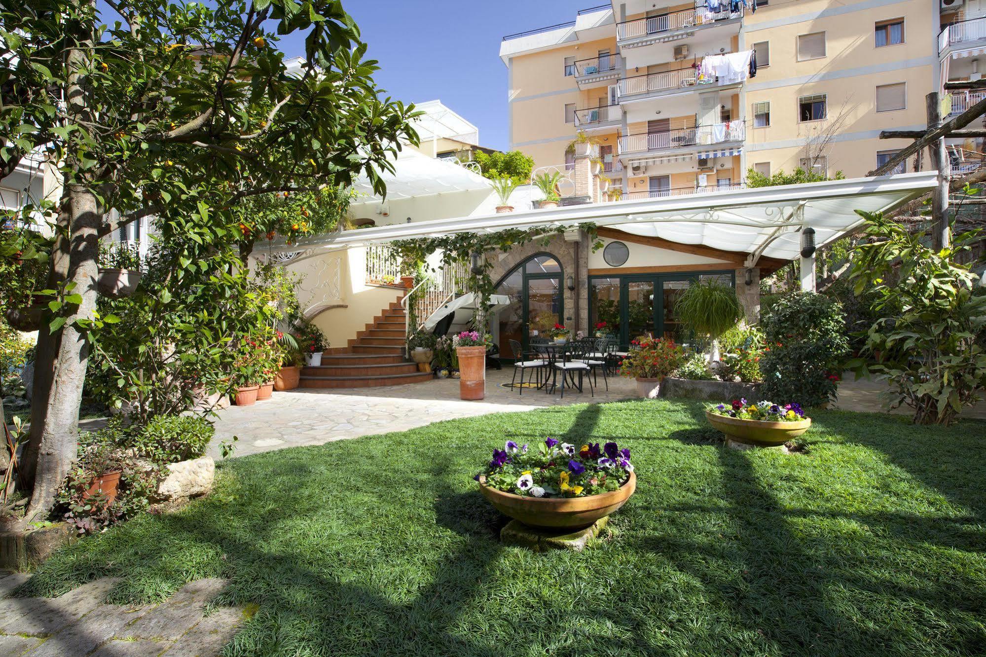 Relais Villa Angiolina Сорренто Екстер'єр фото